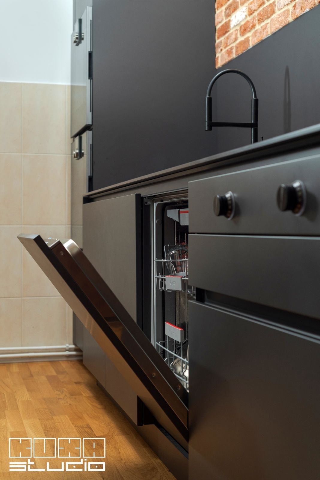 Masina de spalat vase incorporata