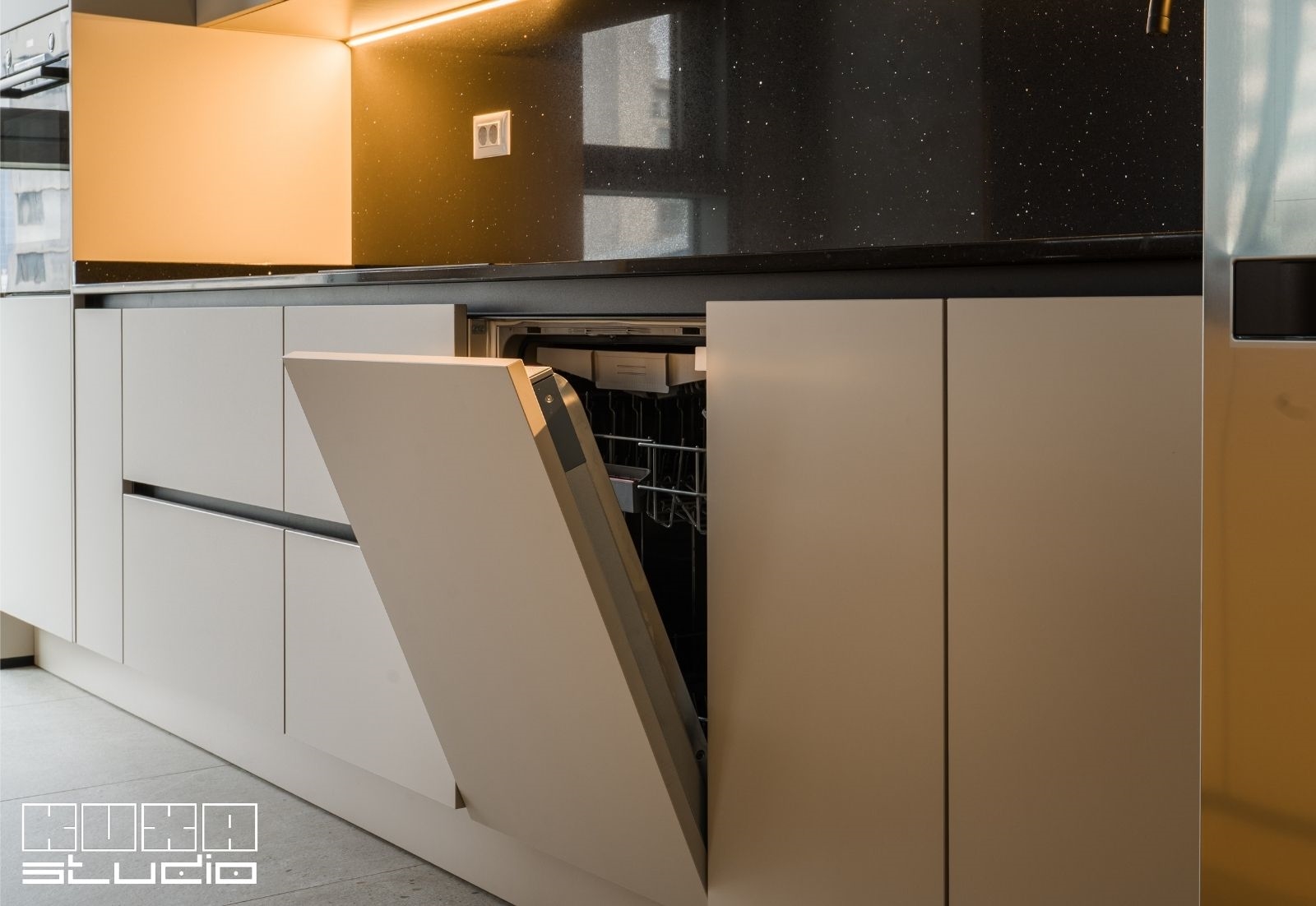 masina de spalat vase incorporata