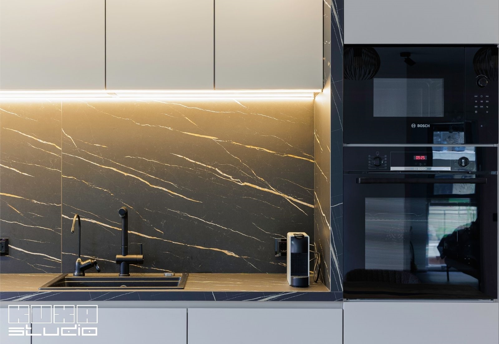 cuptor bosch incorporat in mobila