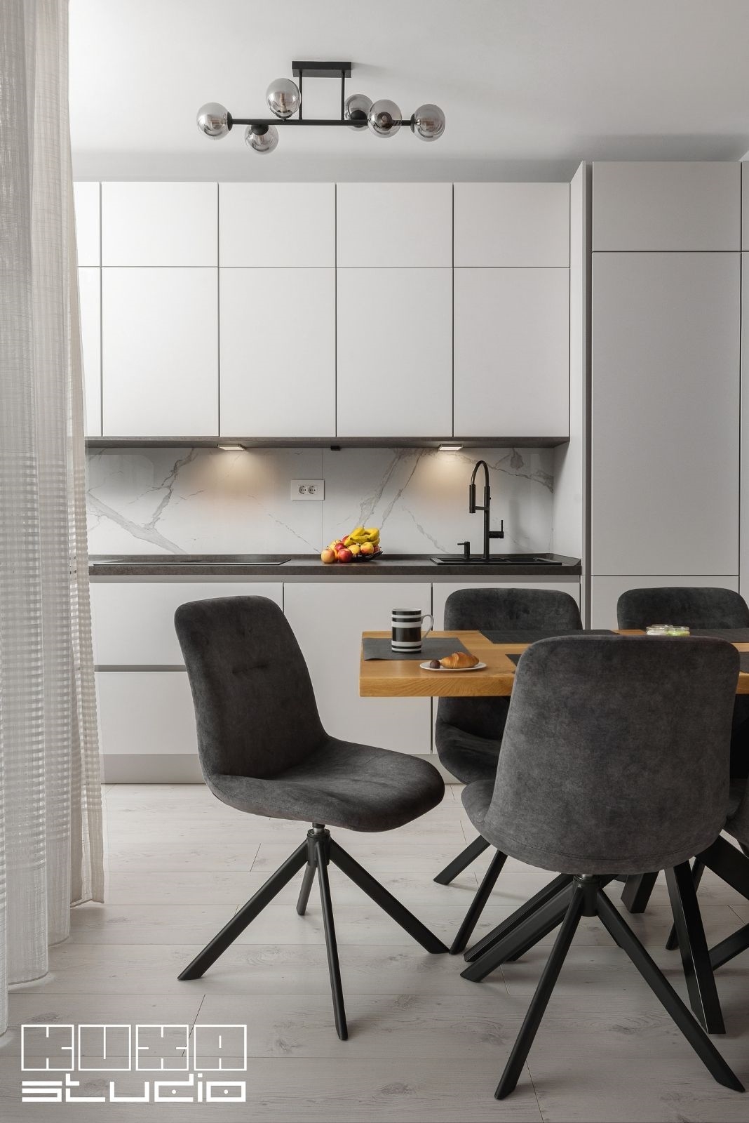 mobila de bucatarie mata