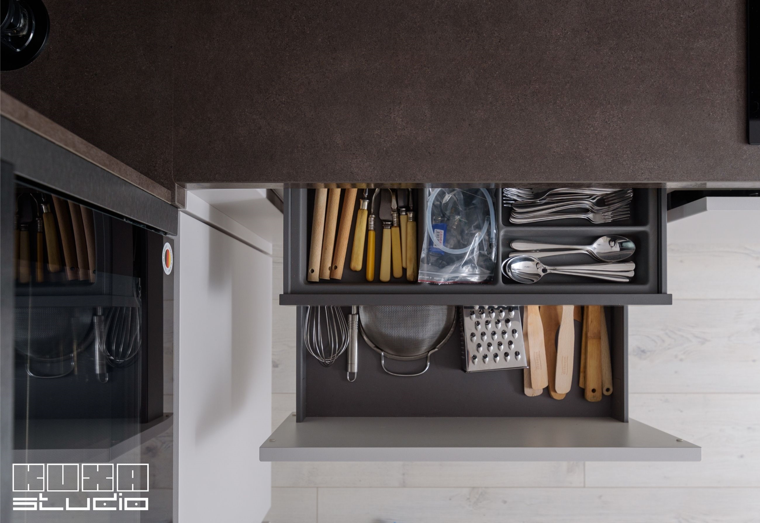 sertar pentru tacâmuri